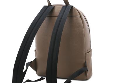 Taupe - tamsiai pilkai ruda Unisex odinė kuprinė vyrams ir moterims Natūralios odos odinis prabangus brangus  patogi ir prabangi odinė kuprinė vyrams ir moterims. Brangi dovana gimtadieniui ar Kalėdoms.