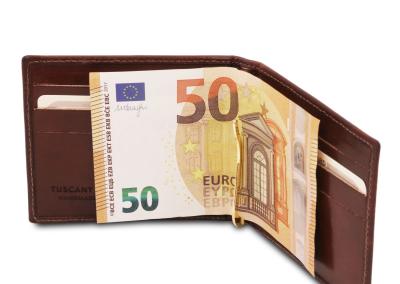 Medaus Vyriškas odinis xxxx  Natūralios odos odinis prabangus brangus  praktiška ir nedidelė dovana vyrui. Personalizuota neįpareigojanti dovana bendradarbiui, draugui, ar kolegai. Nebrangi dovana vadovui.